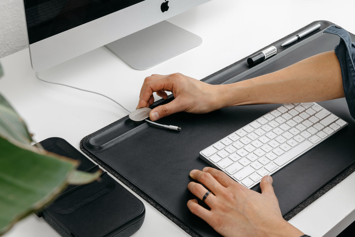 Orbitkey-Desk-Mat-Lifestyle-