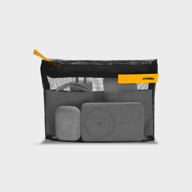 Essentials Pouch Medium - Black/Yellow