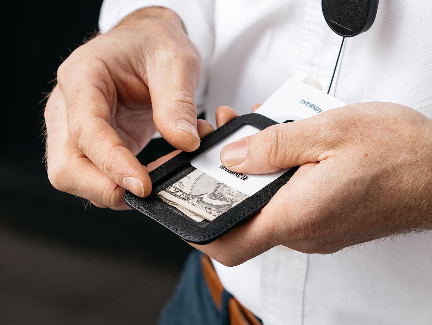 ID Card Holder Pro – Orbitkey