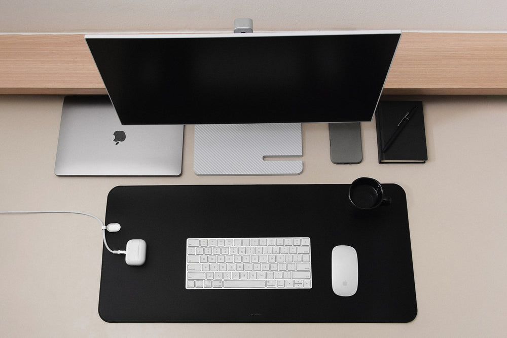 Nest v2 – Wireless Charging Hub for Your Desk | Orbitkey