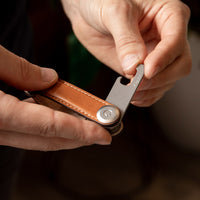 https://www.orbitkey.com/cdn/shop/files/accessories-bottle-opener-4_200x200.jpg?v=1696381751